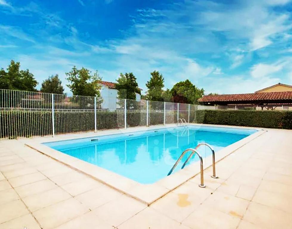 T2 Pool & Terrasse - Parking - Metro - Wifi Toulouse Exterior photo